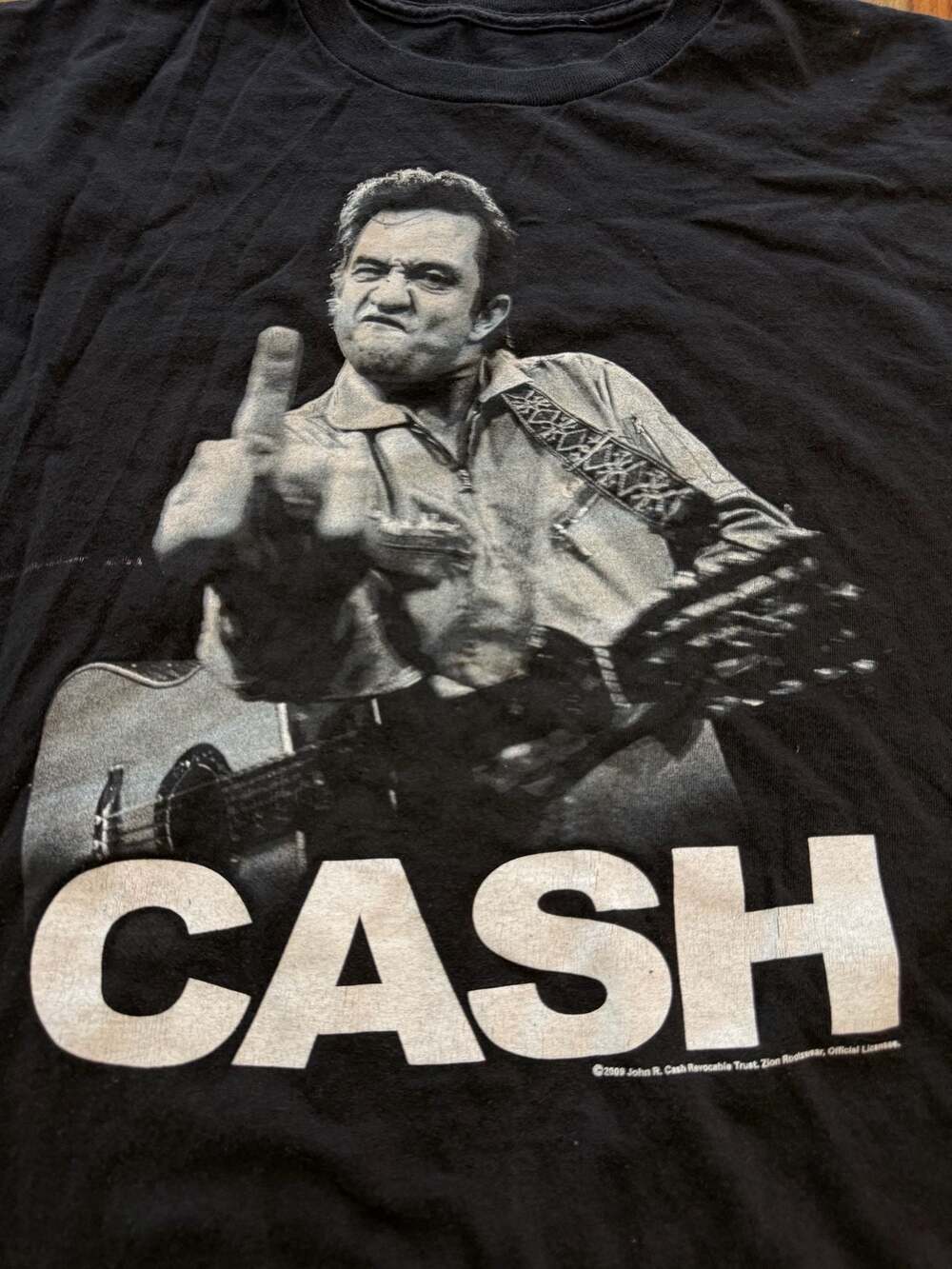 2009 Johnny Cash 'Flippin' The Bird' Graphic T-Shirt Size XL